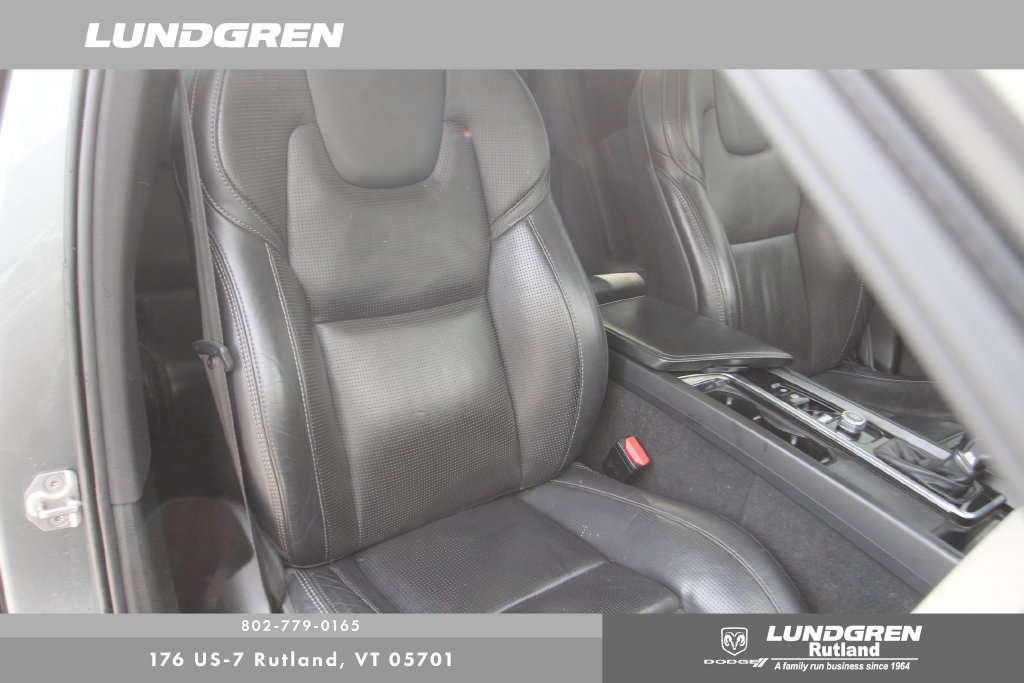 Used 2021 Volvo XC60 T6 Inscription w/ Advanced Package AWD/4WD image 13
