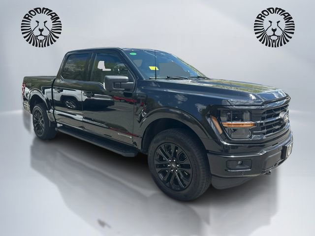 Used 2025 Ford F150 XLT w/ Equipment Group 303A High AWD/4WD image 3