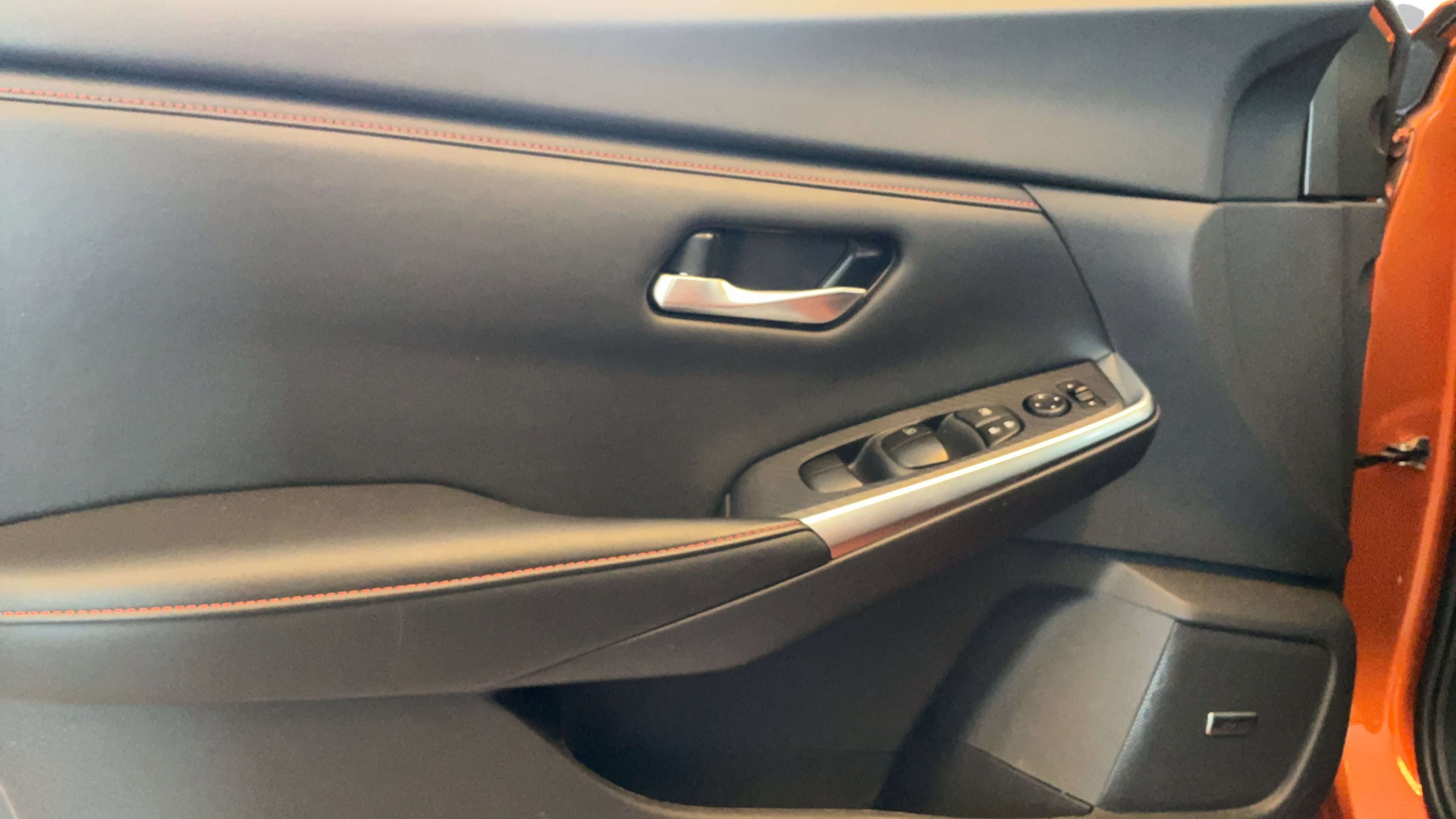 Used 2024 Nissan Sentra SR w/ SR Premium Package FWD image 23