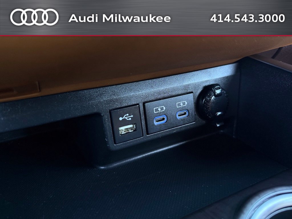 Used 2022 Toyota Highlander Platinum AWD/4WD image 28