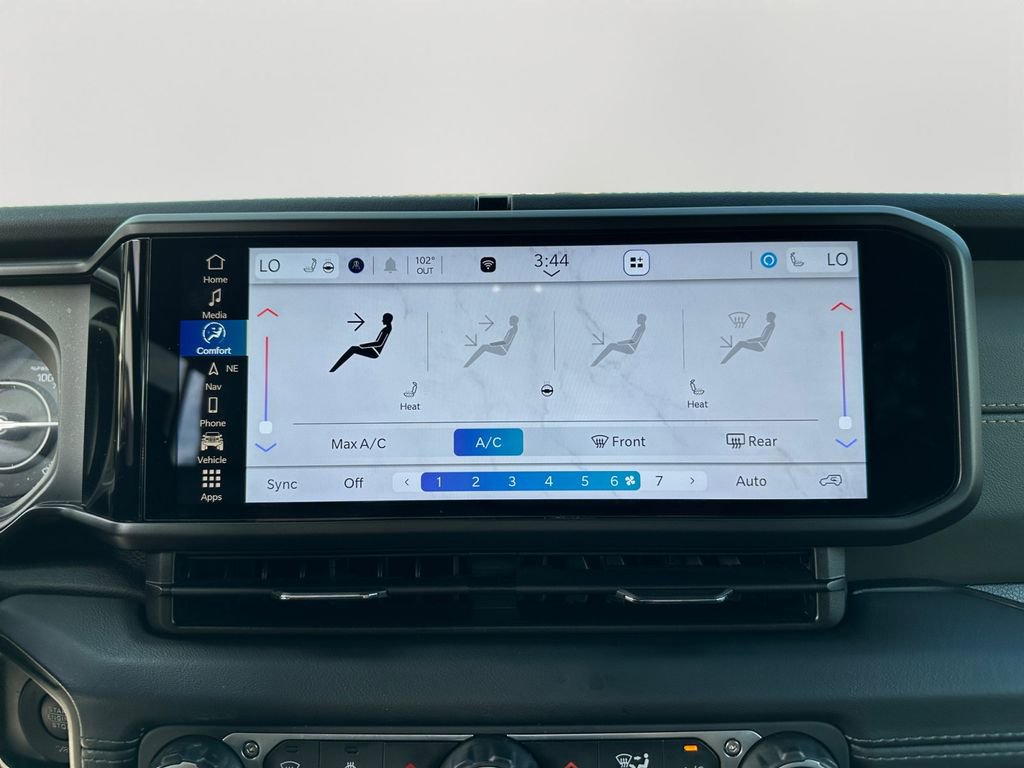 Used 2024 Jeep Wrangler High Altitude image 22