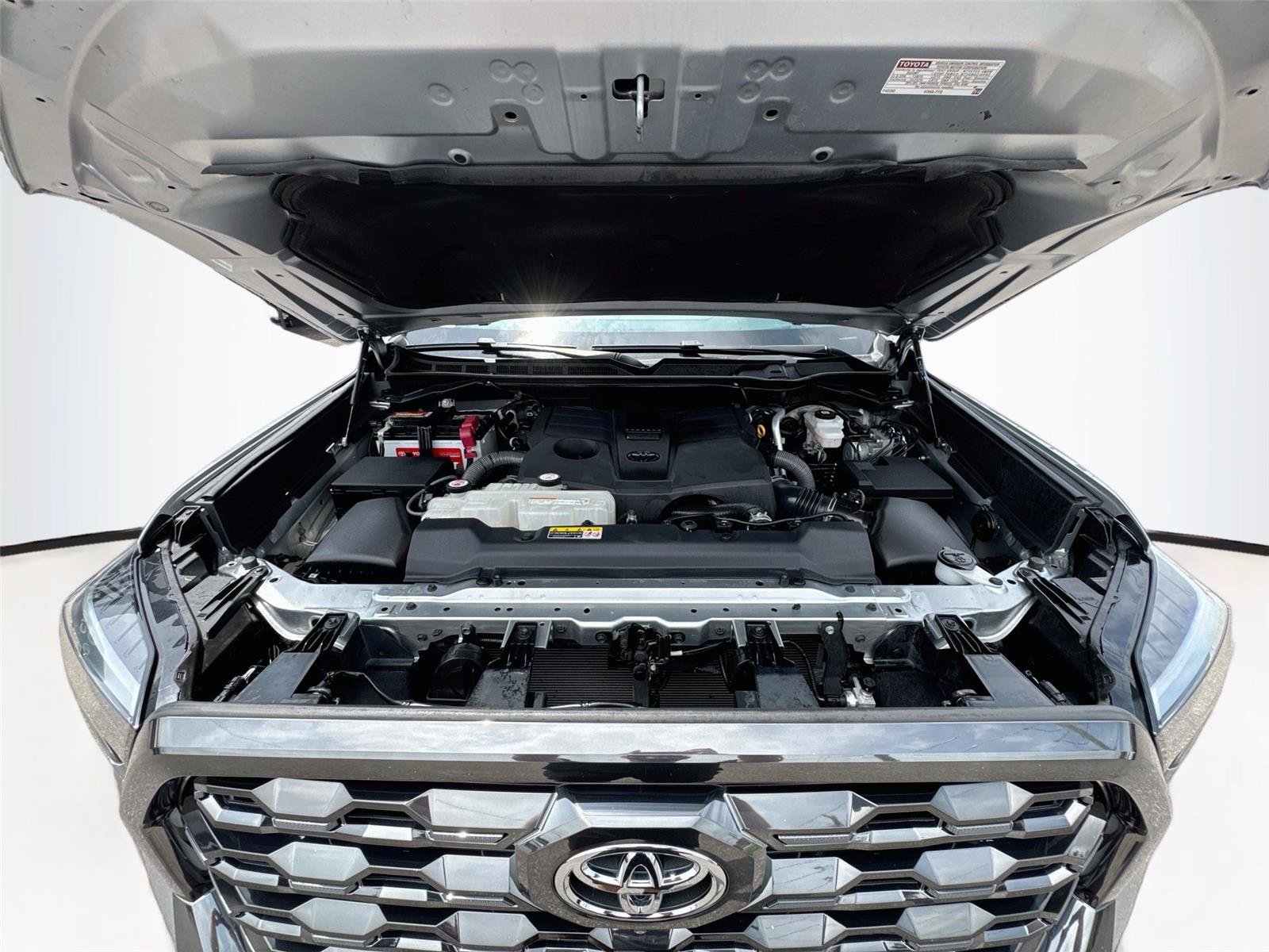 Used 2022 Toyota Tundra Platinum AWD/4WD image 28