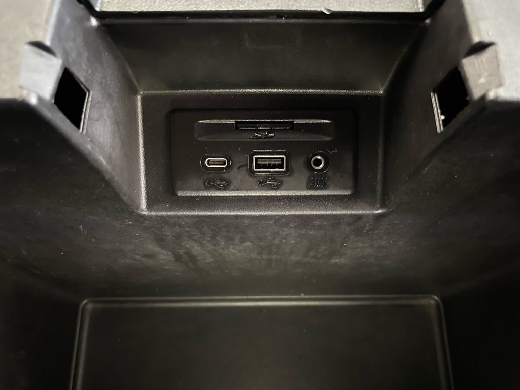 Used 2022 Chevrolet Silverado 3500 High Country w/ LPO, Hitch Package image 38