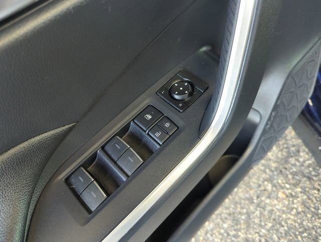 Used 2025 Toyota RAV4 XLE image 14