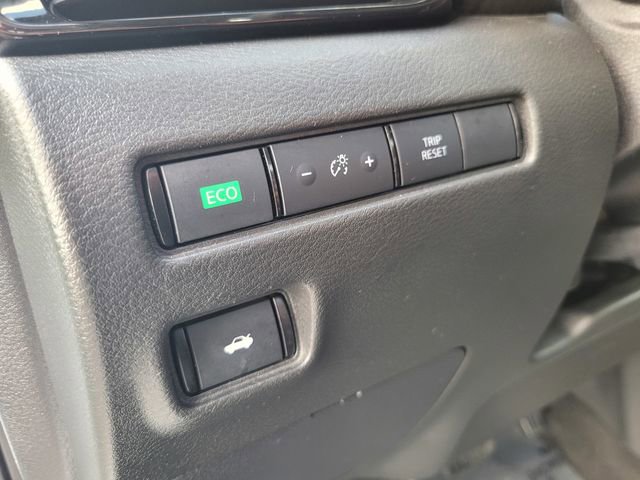 Certified 2024 Nissan Sentra SV image 19