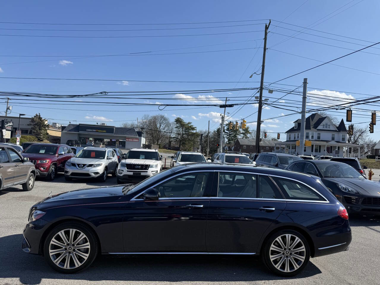 Used 2019 Mercedes-Benz E 450 4MATIC Wagon w/ Premium Package image 5