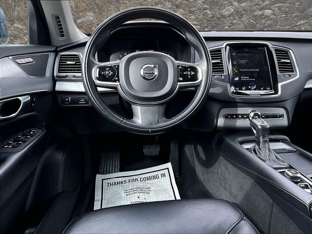 Used 2021 Volvo XC90 T5 Momentum w/ Protection Package Premier image 5