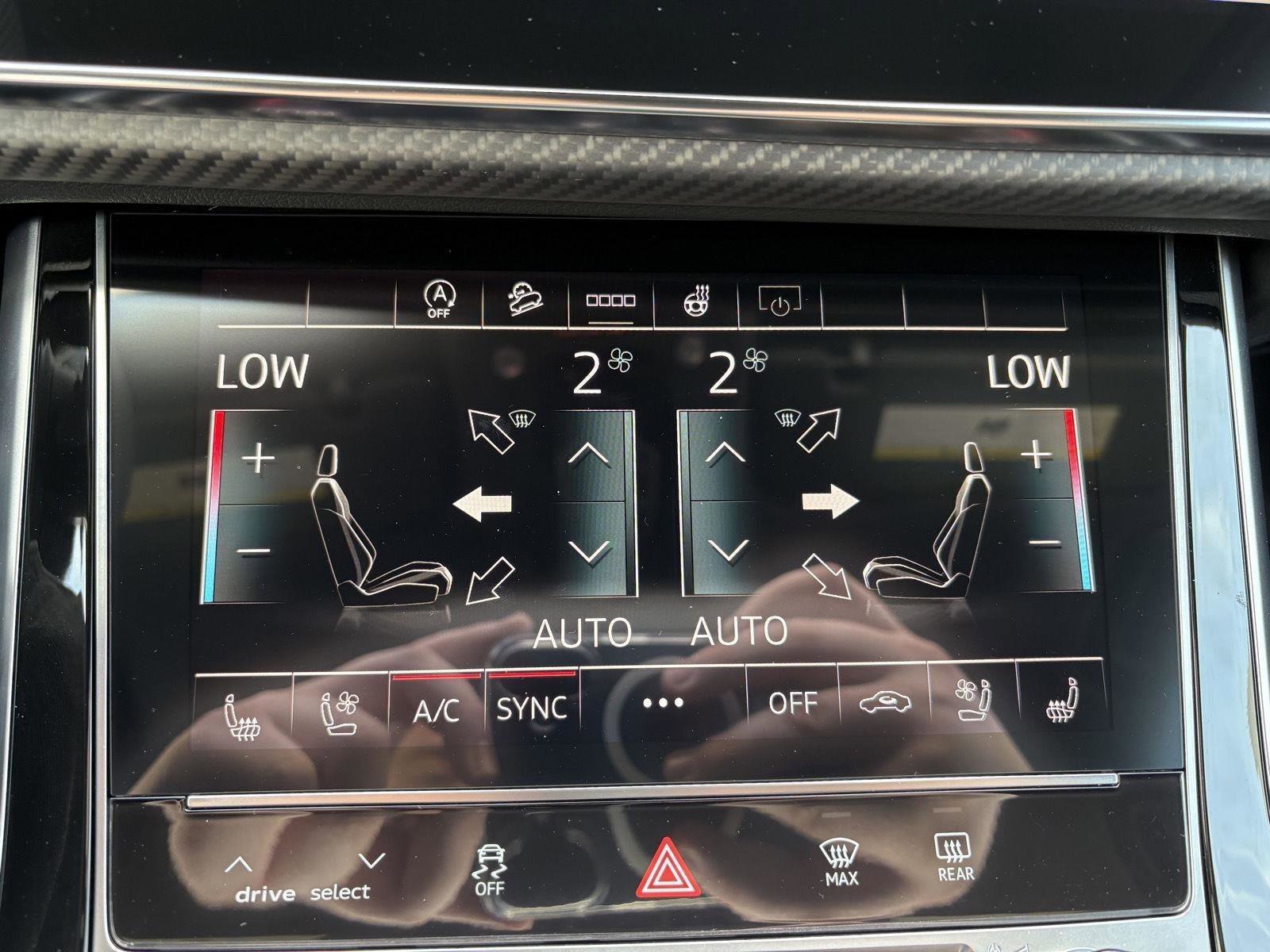 New 2026 Audi SQ8 Premium Plus image 17