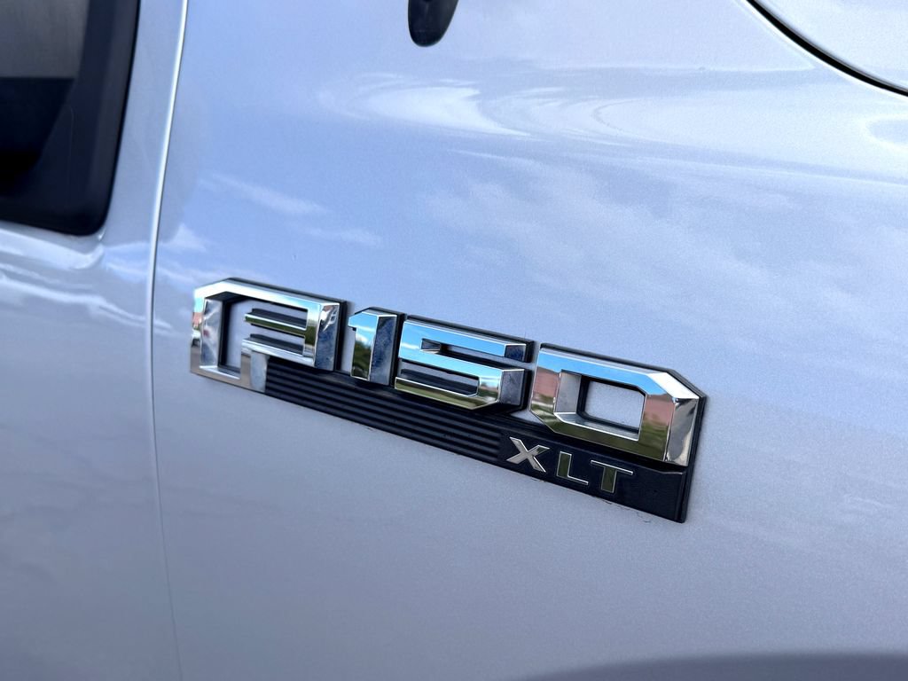Used 2019 Ford F150 XLT w/ Equipment Group 302A Luxury AWD/4WD image 9