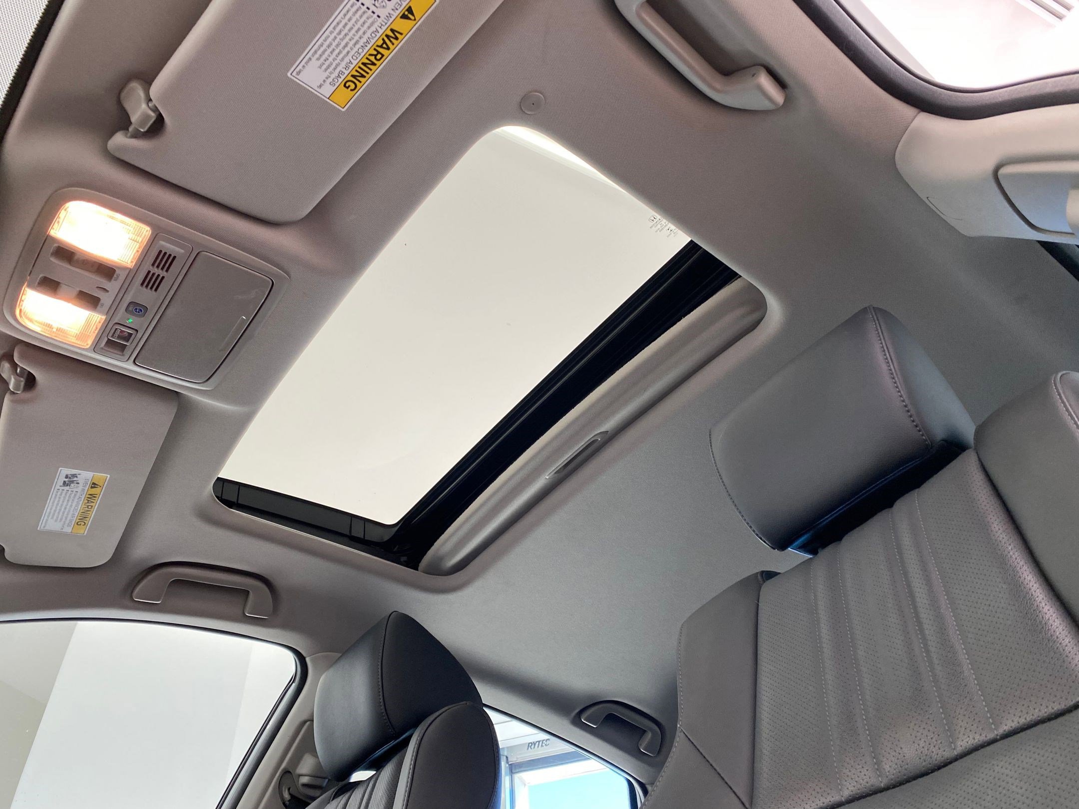 Used 2022 Honda Accord Touring image 14