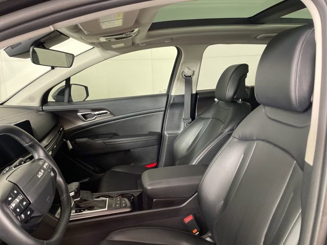 New 2026 Kia Sportage EX w/ EX Panorama Roof Package image 16