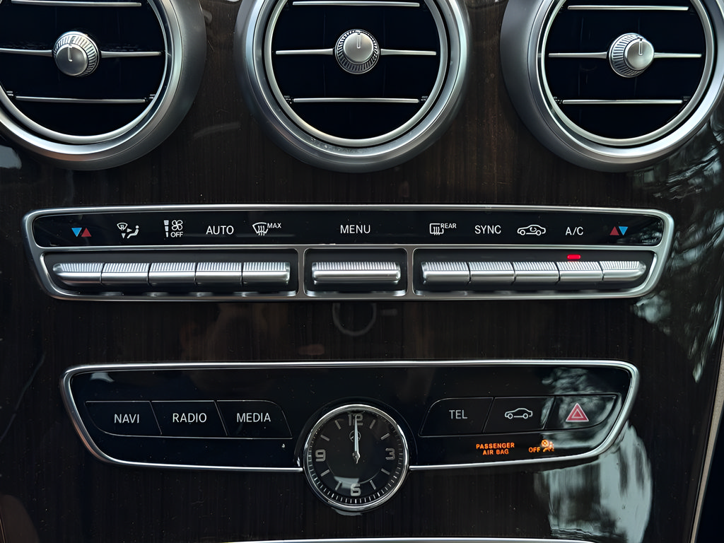 Used 2019 Mercedes-Benz C 300 Sedan image 27