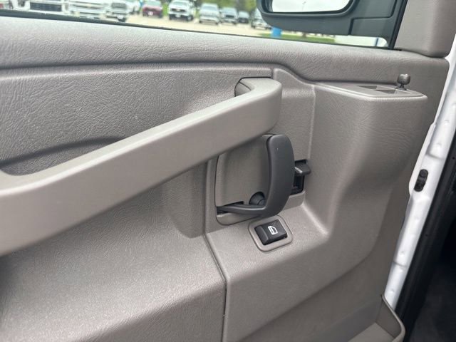 Certified 2025 Chevrolet Express 3500 LS RWD image 14