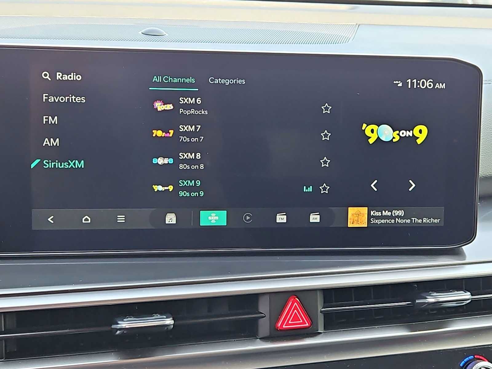 Certified 2025 Kia Sorento S FWD image 28
