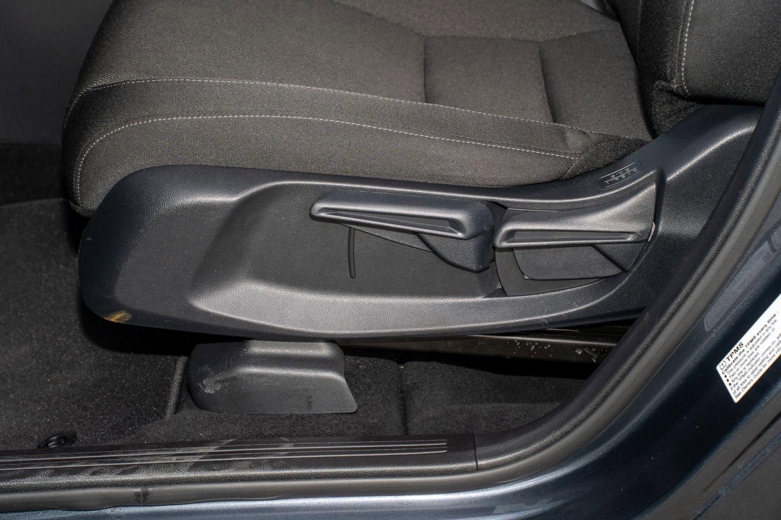 Certified 2025 Honda CR-V LX image 29