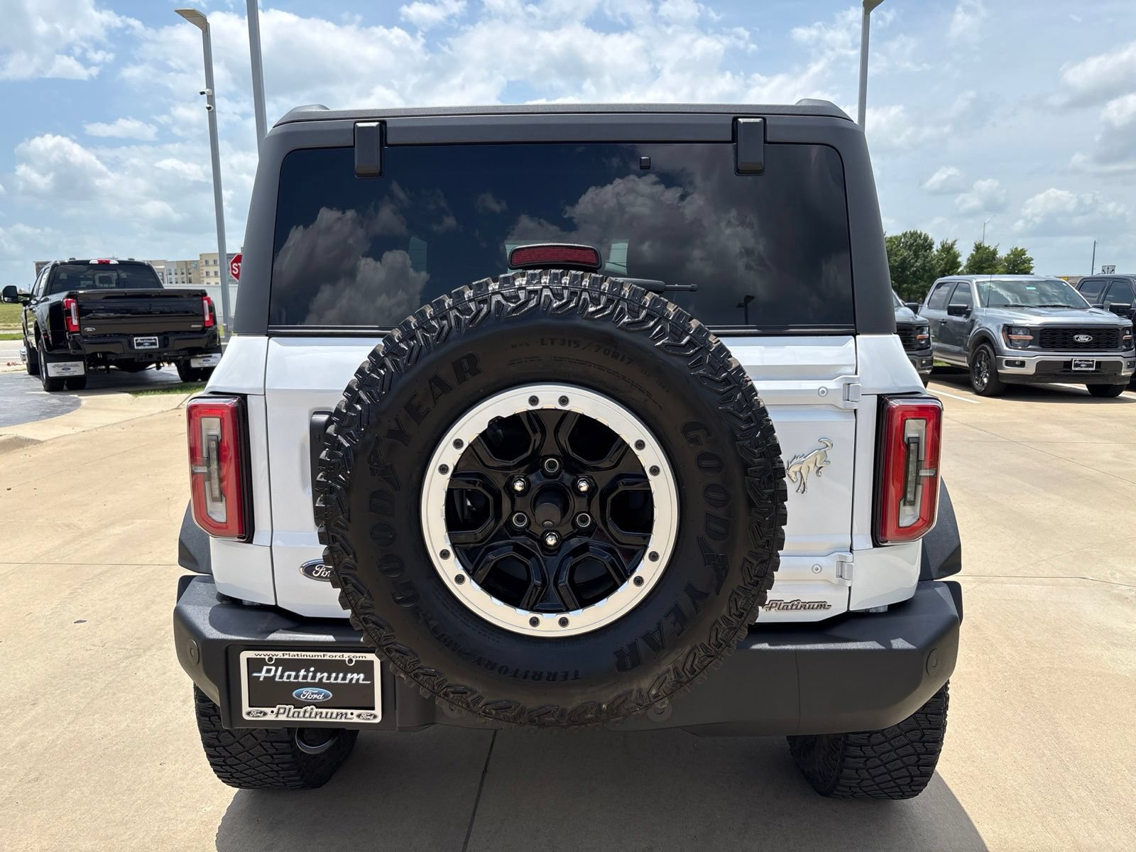 Used 2023 Ford Bronco Big Bend w/ Sasquatch Package AWD/4WD image 4