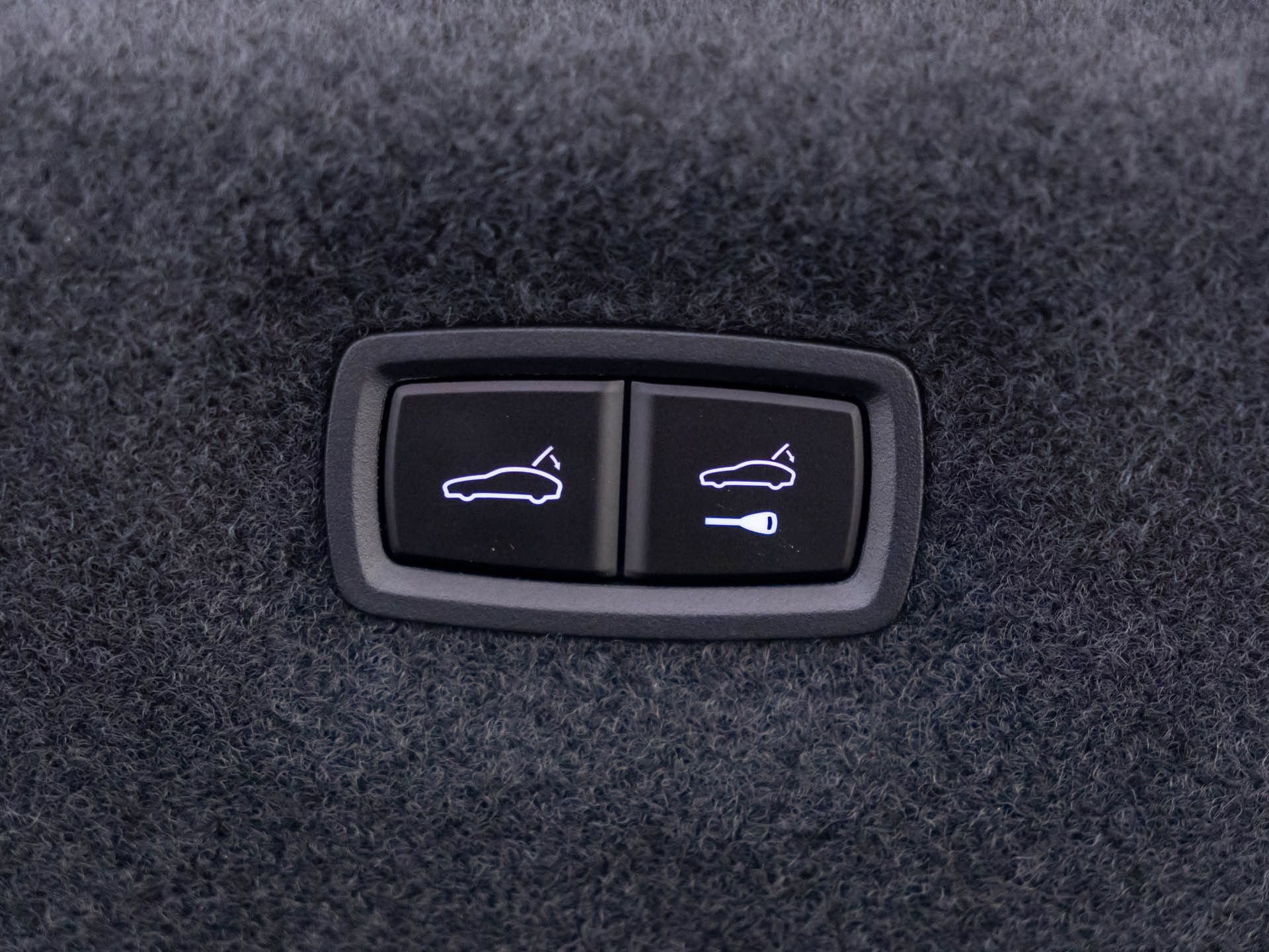 New 2026 Porsche Taycan AWD/4WD image 33
