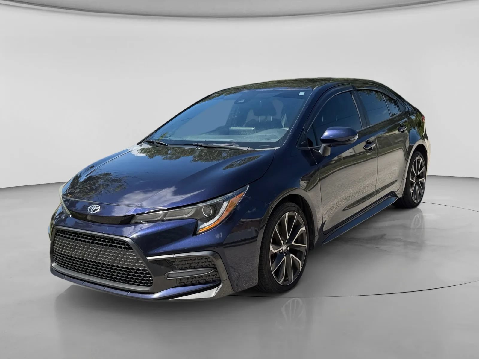 Used 2021 Toyota Corolla SE FWD image 1