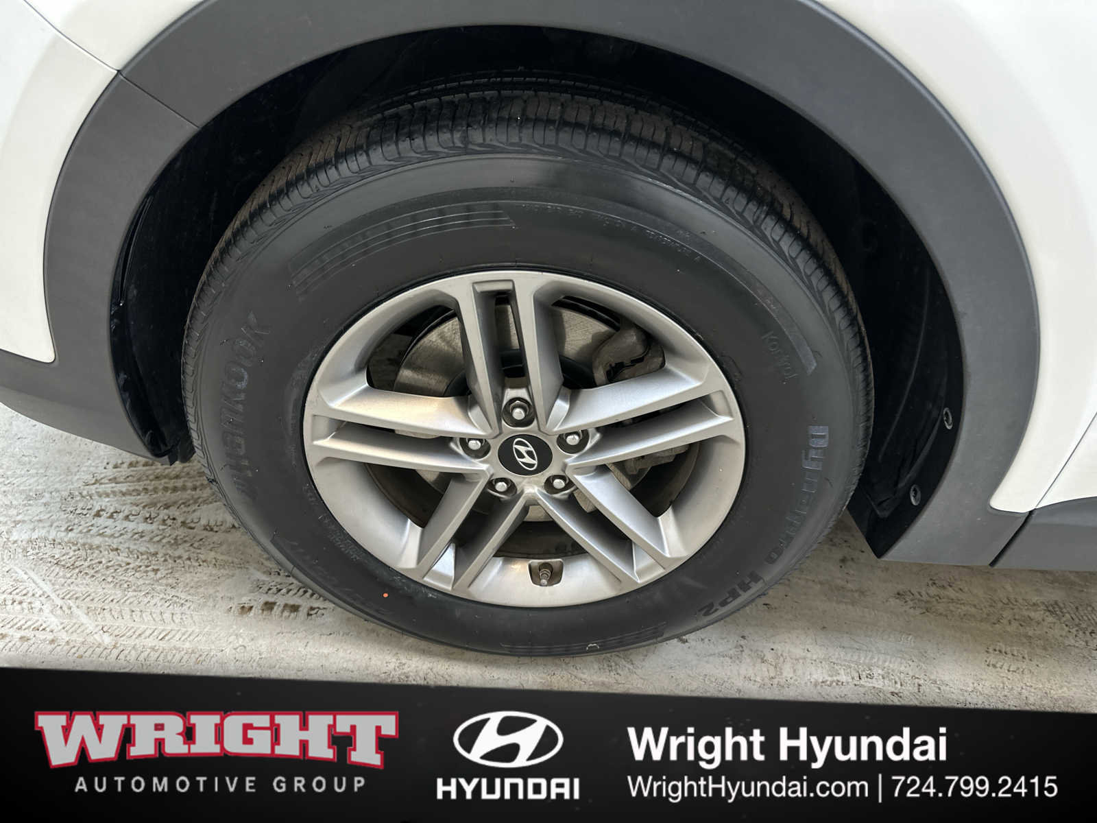Used 2017 Hyundai Santa Fe Sport image 8