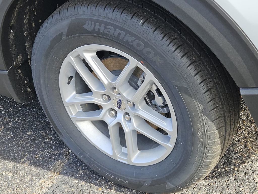 New 2026 Ford Explorer Active w/ Active Comfort Package RWD image 9