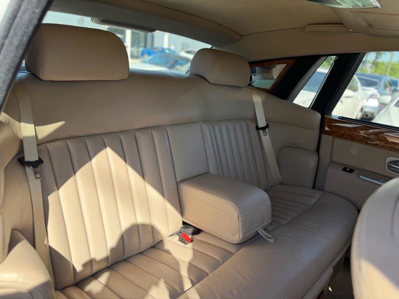 Used 2006 Rolls-Royce Phantom Sedan RWD image 56