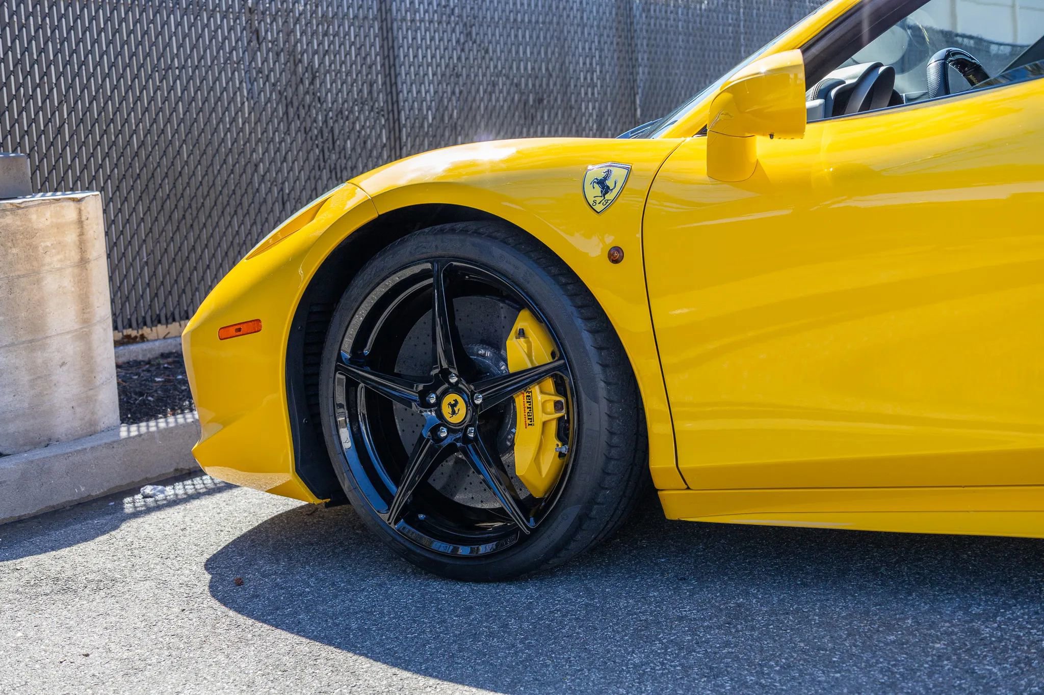 Used 2015 Ferrari 458 Spider Convertible 2D image 20