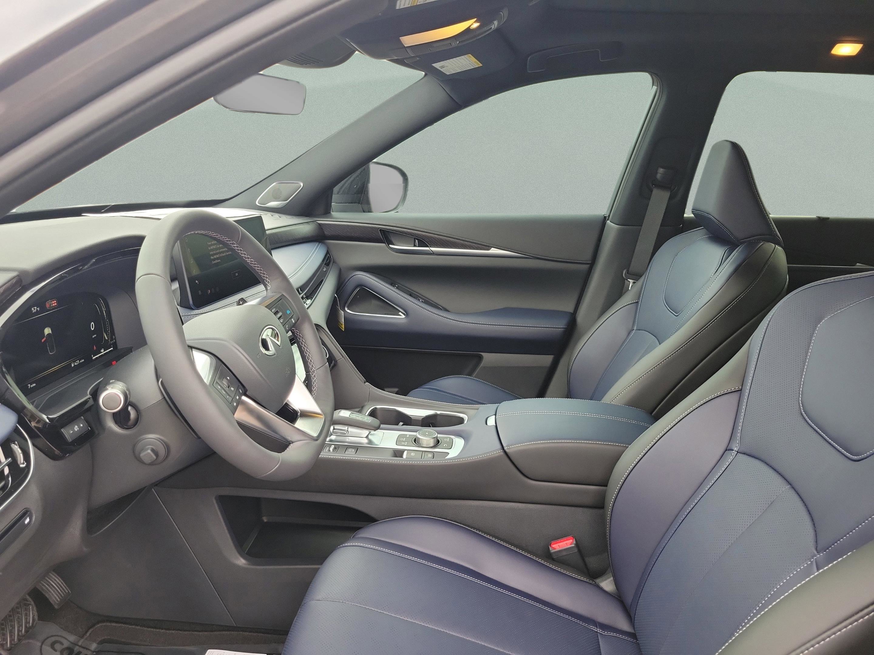 New 2026 INFINITI QX60 Sport w/ Dark Cargo Package image 19