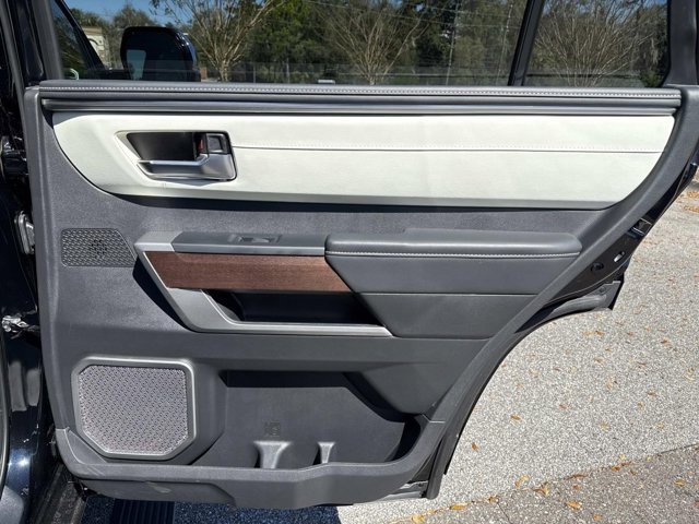 Used 2025 Toyota Sequoia Capstone image 20