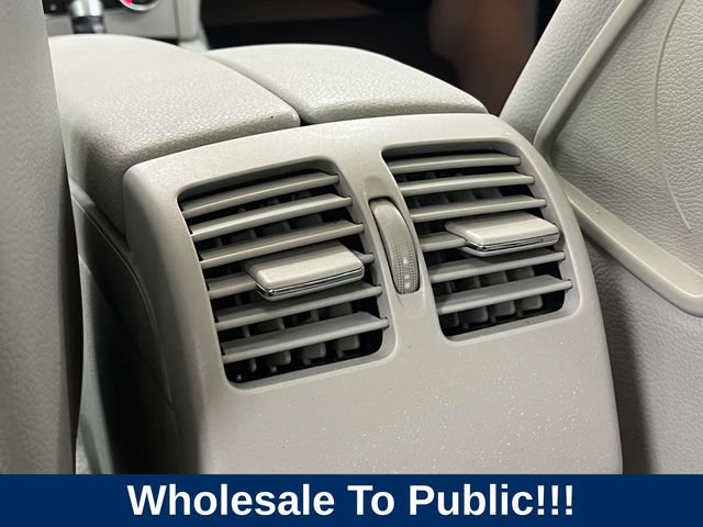 Used 2013 Mercedes-Benz C 250 Sedan image 21