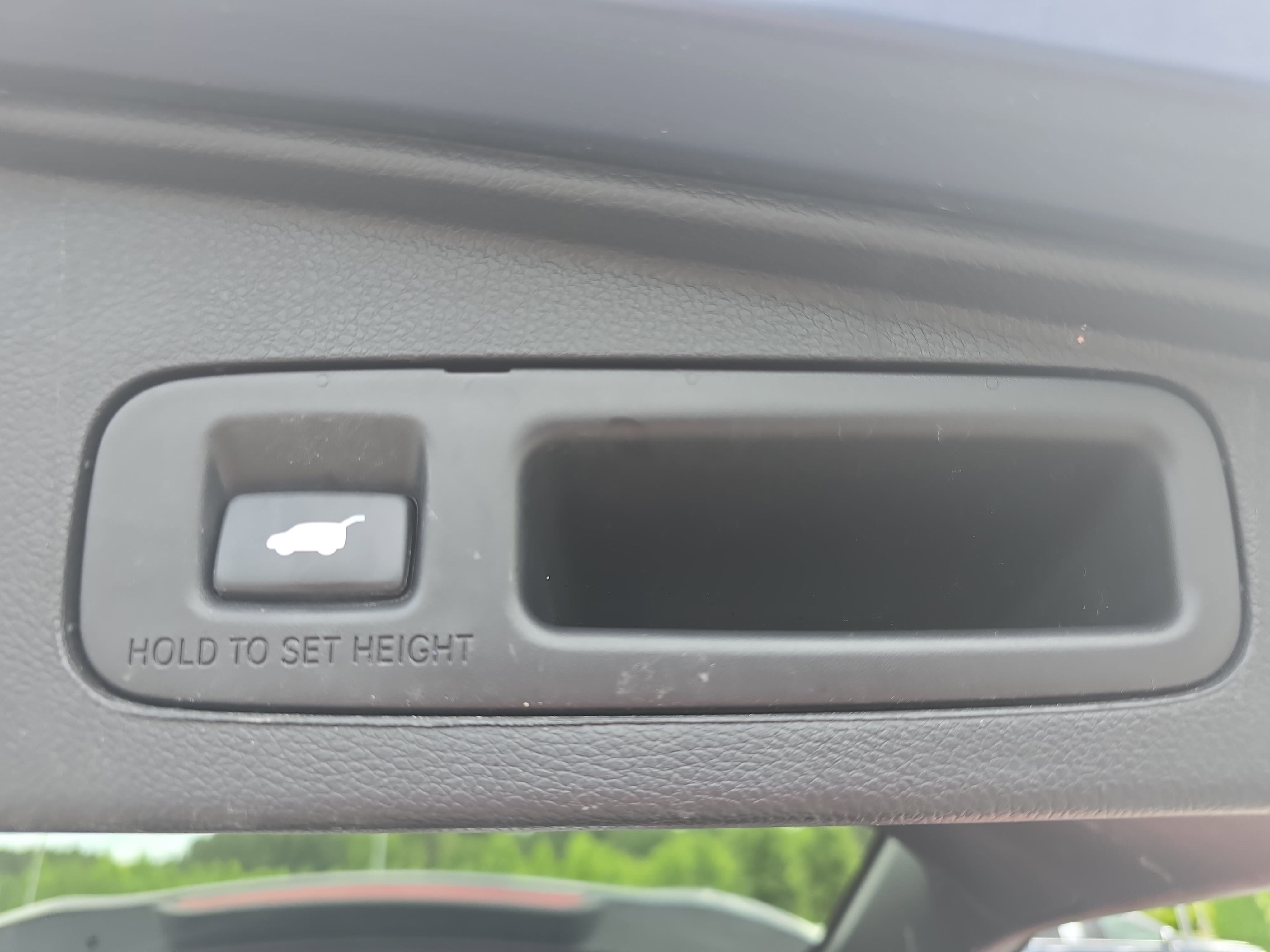 Used 2019 Honda CR-V Touring image 12