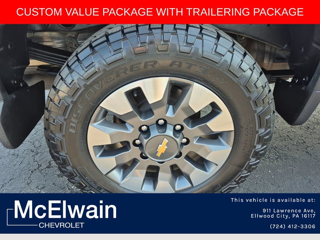 Used 2021 Chevrolet Silverado 2500 Custom w/ Custom Value Package AWD/4WD image 17