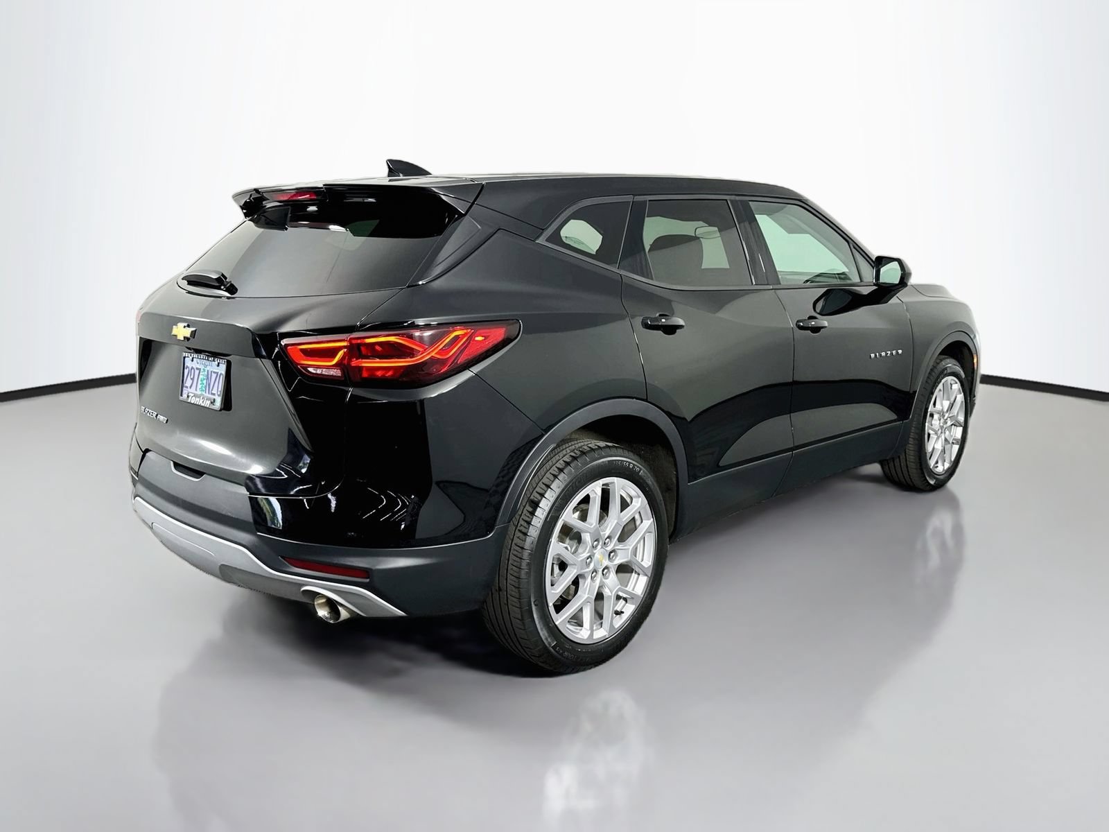 Used 2023 Chevrolet Blazer LT AWD/4WD image 8