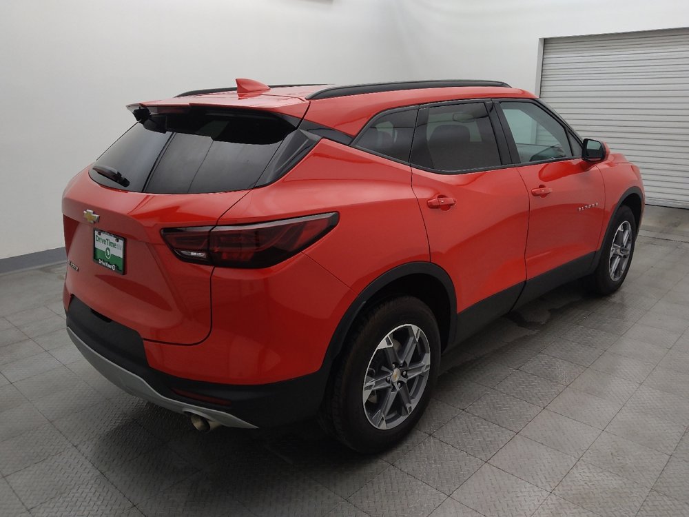Used 2023 Chevrolet Blazer LT w/ Convenience Package FWD image 9
