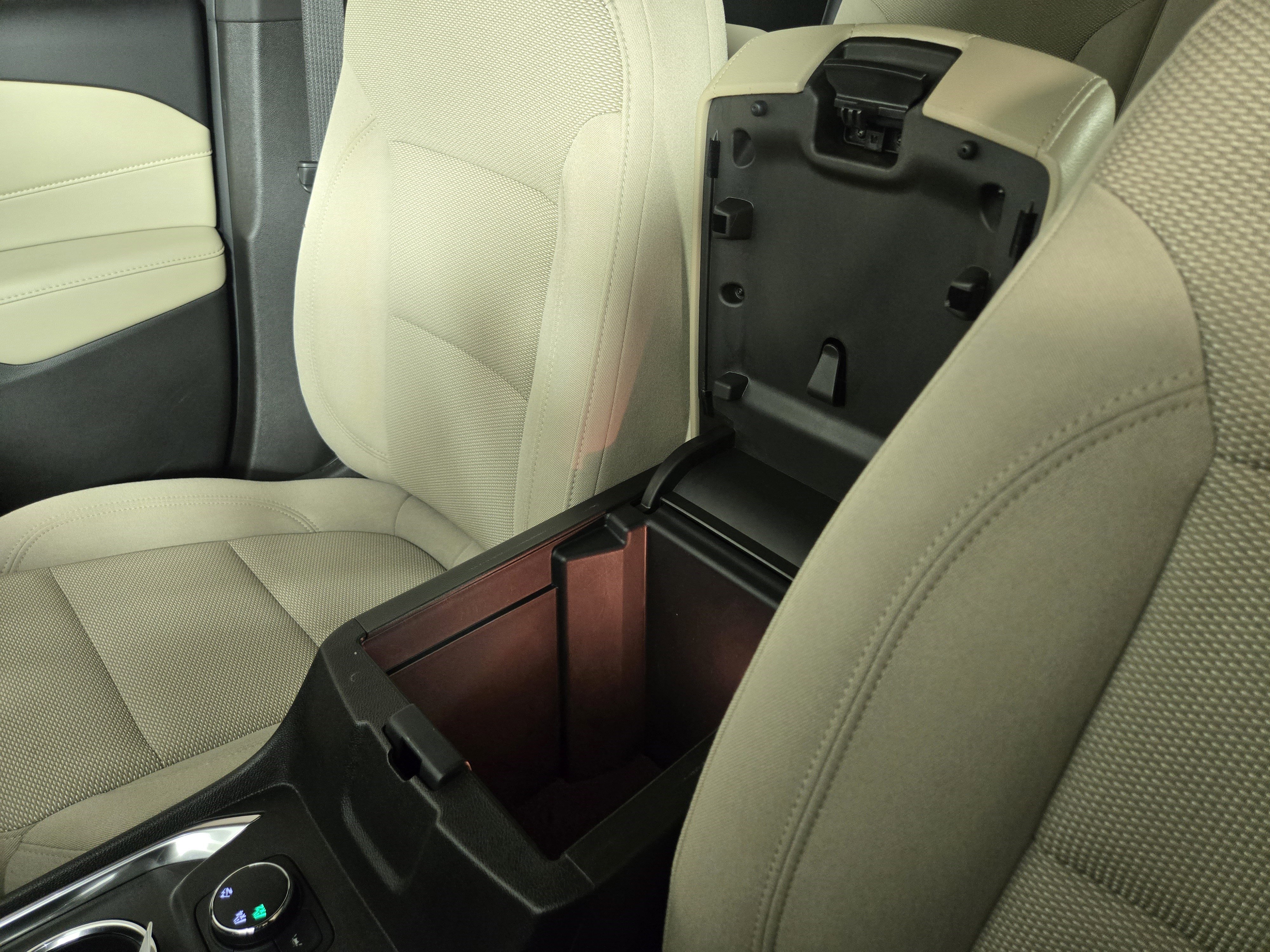 Certified 2023 Chevrolet Traverse LS w/ Safety Package image 29