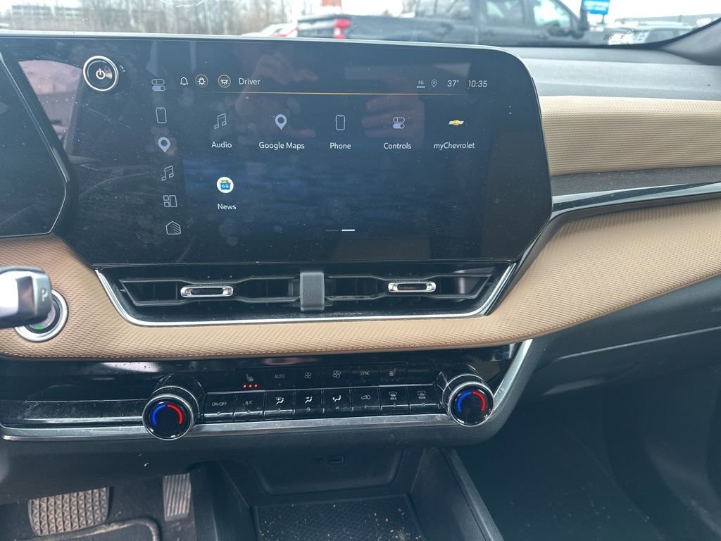 Certified 2025 Chevrolet Equinox ACTIV w/ Safety and Technology Package AWD/4WD image 9