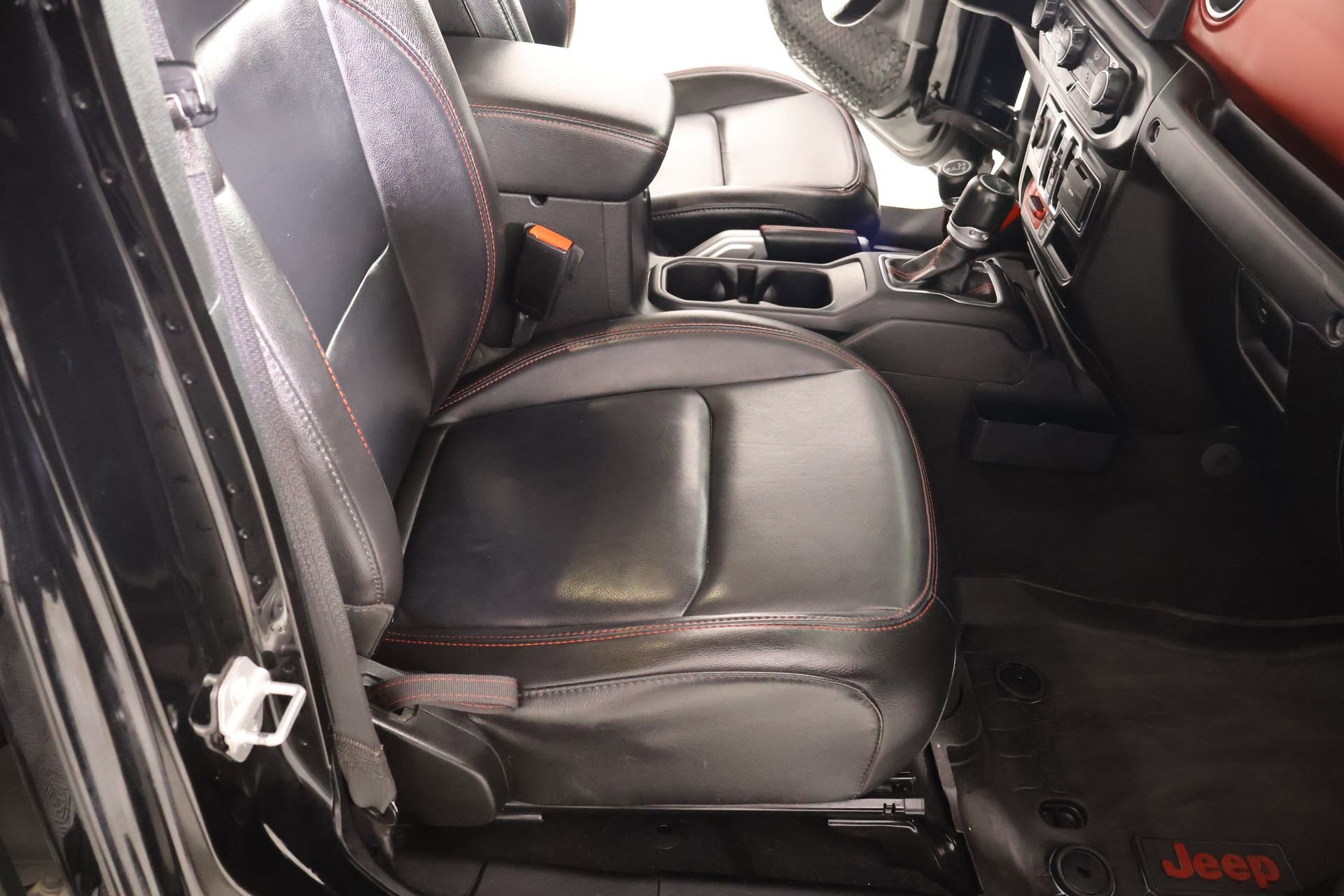 Used 2021 Jeep Gladiator Rubicon image 13