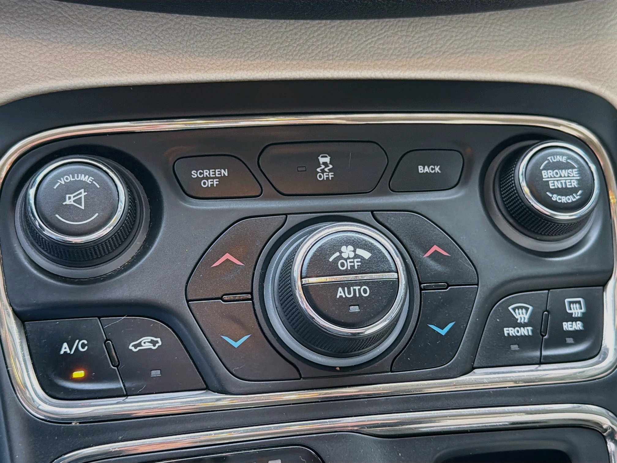 Used 2015 Chrysler 200 C w/ Navigation & Sound Group I AWD/4WD image 33