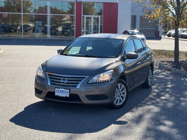 Used 2015 Nissan Sentra SV FWD image 2