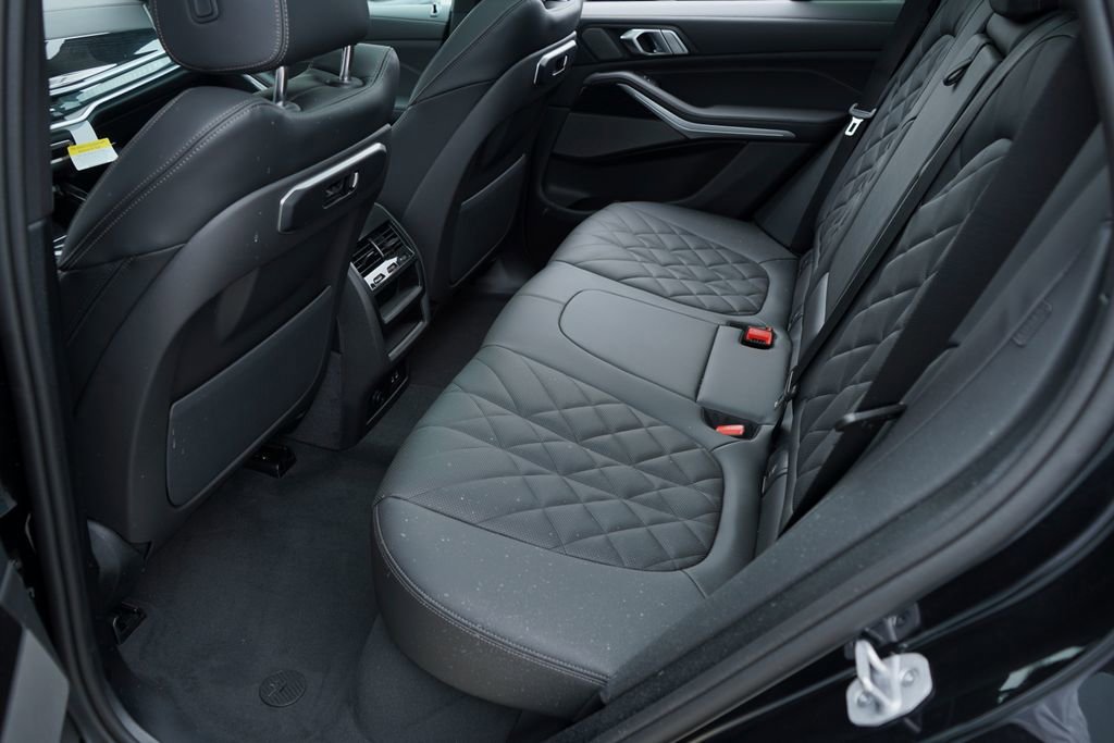 New 2026 BMW X5 xDrive40i w/ M Sport Package image 18