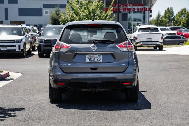 Used 2016 Nissan Rogue S AWD/4WD image 4