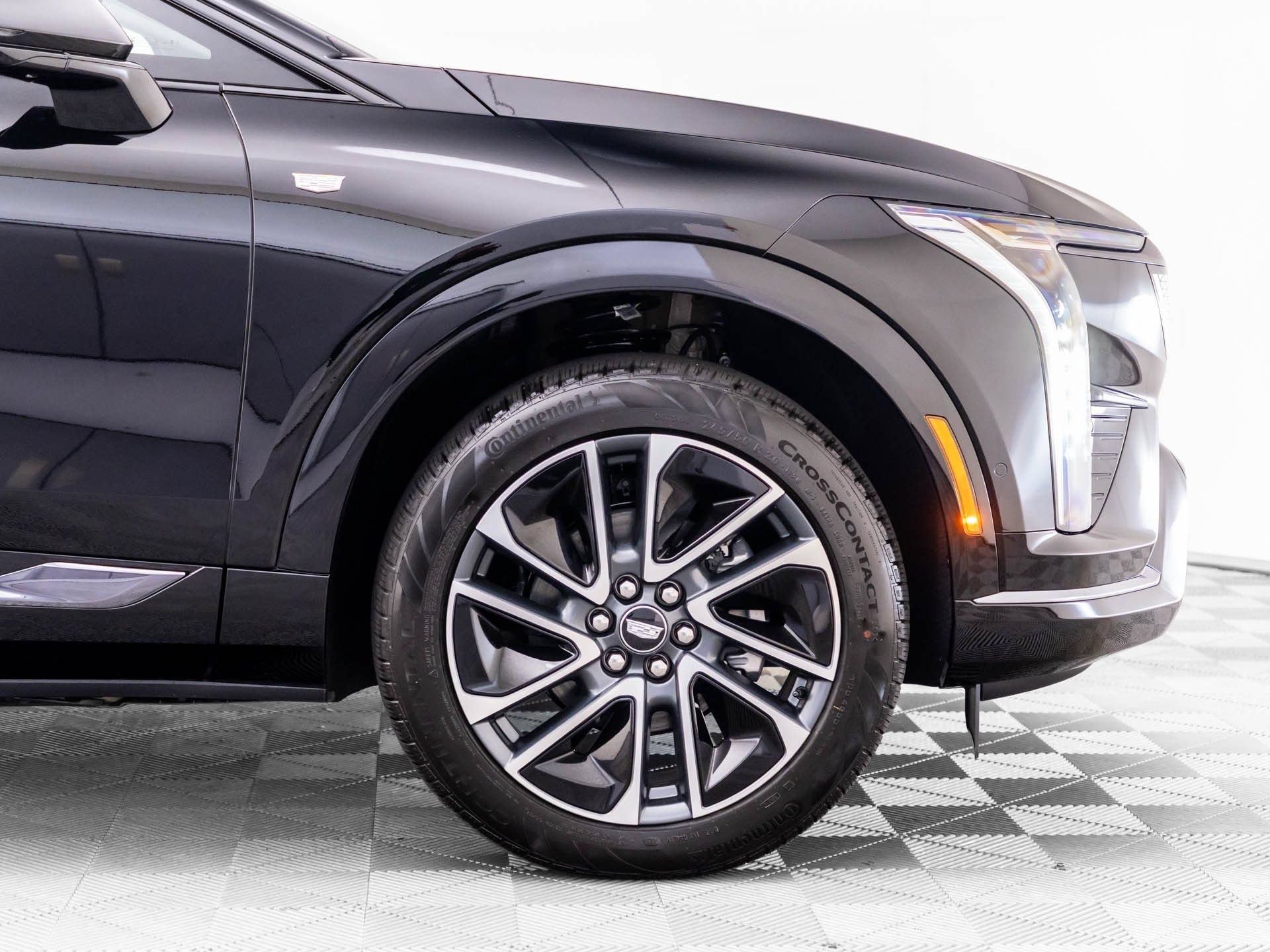 New 2027 Cadillac Optiq Sport w/ LPO, Floor Liner Package AWD/4WD image 33