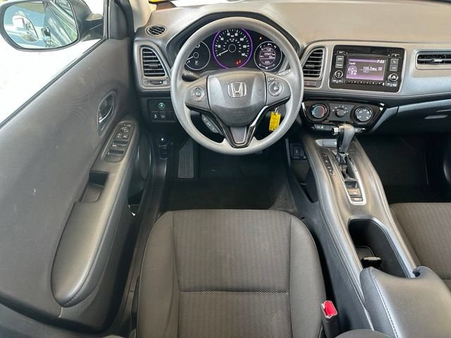 Used 2017 Honda HR-V LX image 12