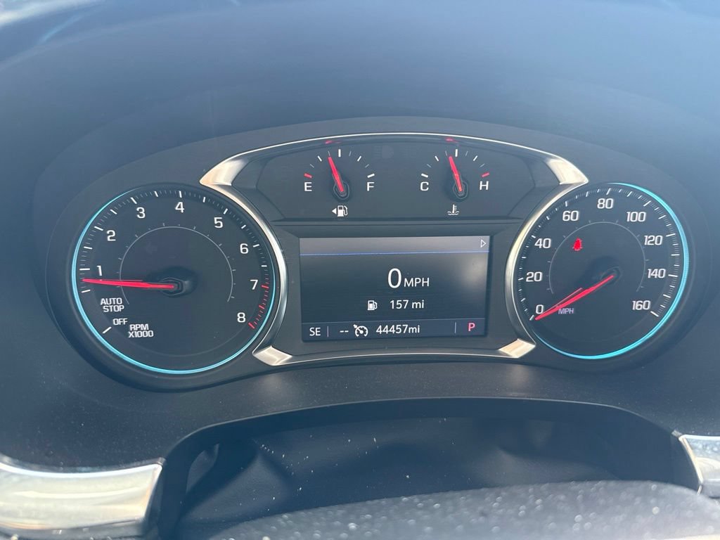 Used 2023 Chevrolet Traverse LT FWD image 24
