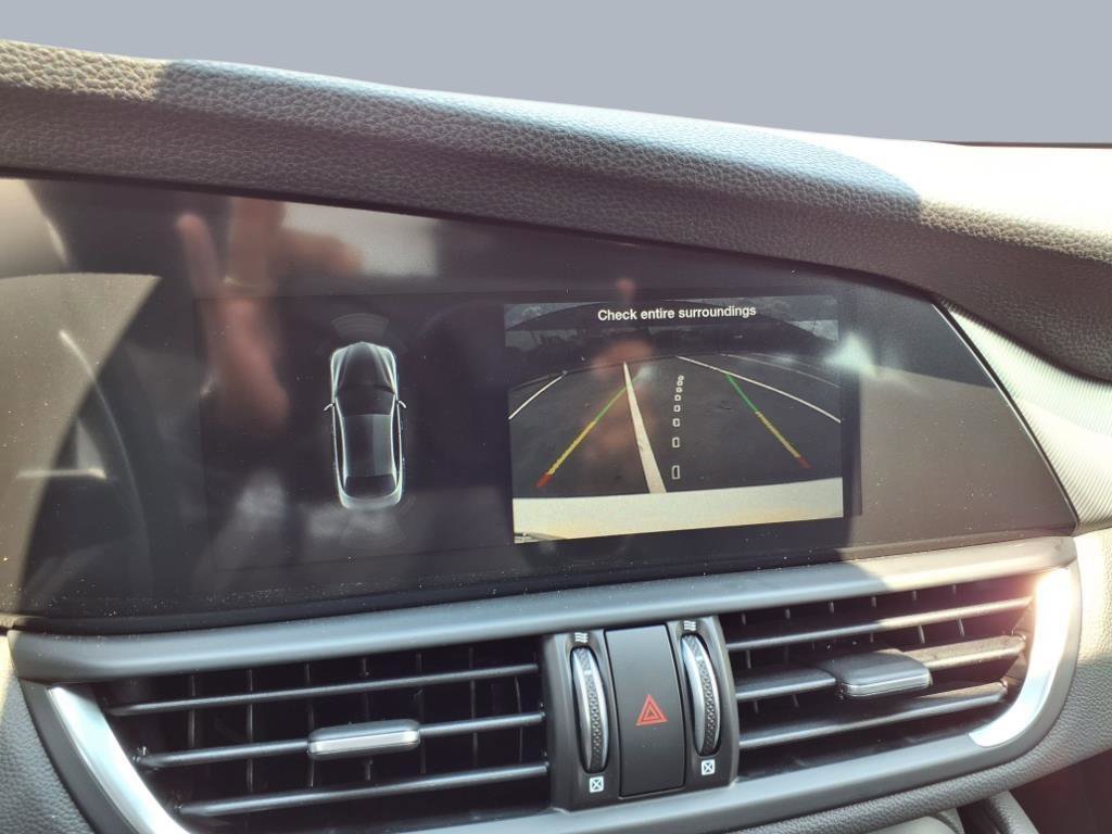 New 2025 Alfa Romeo Giulia image 9