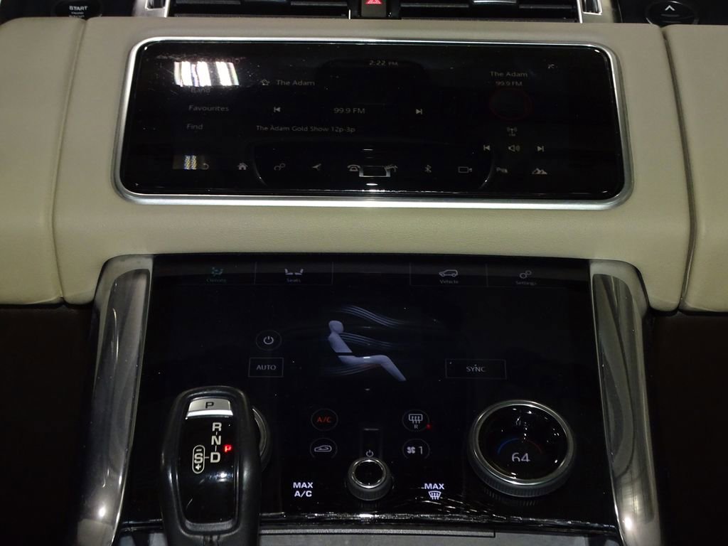 Used 2018 Land Rover Range Rover Sport SE image 29