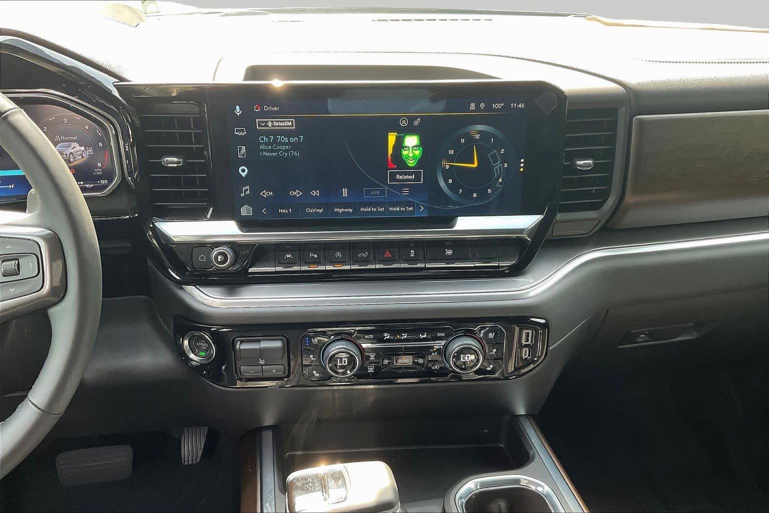 Used 2026 Chevrolet Silverado 1500 High Country w/ High Country Premium Package AWD/4WD image 12