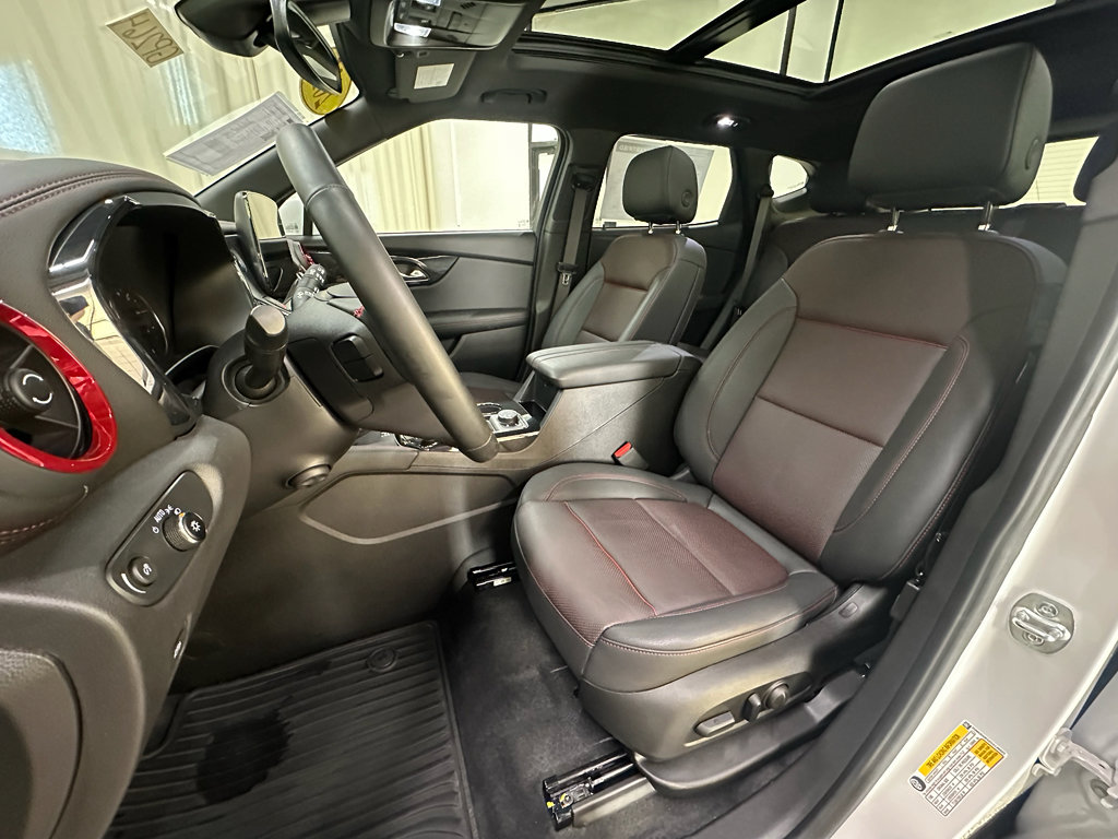 Certified 2025 Chevrolet Blazer RS w/ Enhanced Convenience Package AWD/4WD image 24