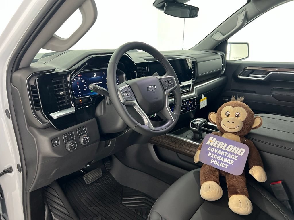 New 2026 Chevrolet Silverado 1500 LT Trail Boss w/ LT Trail Boss Premium Package AWD/4WD image 9
