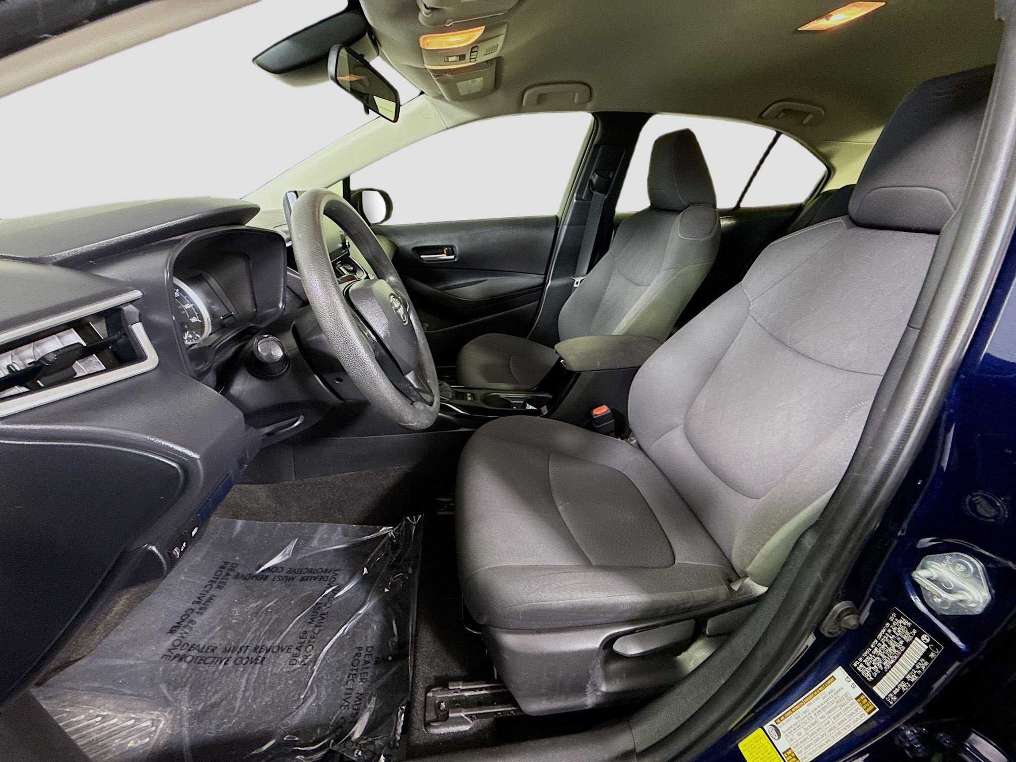 Used 2021 Toyota Corolla LE image 21