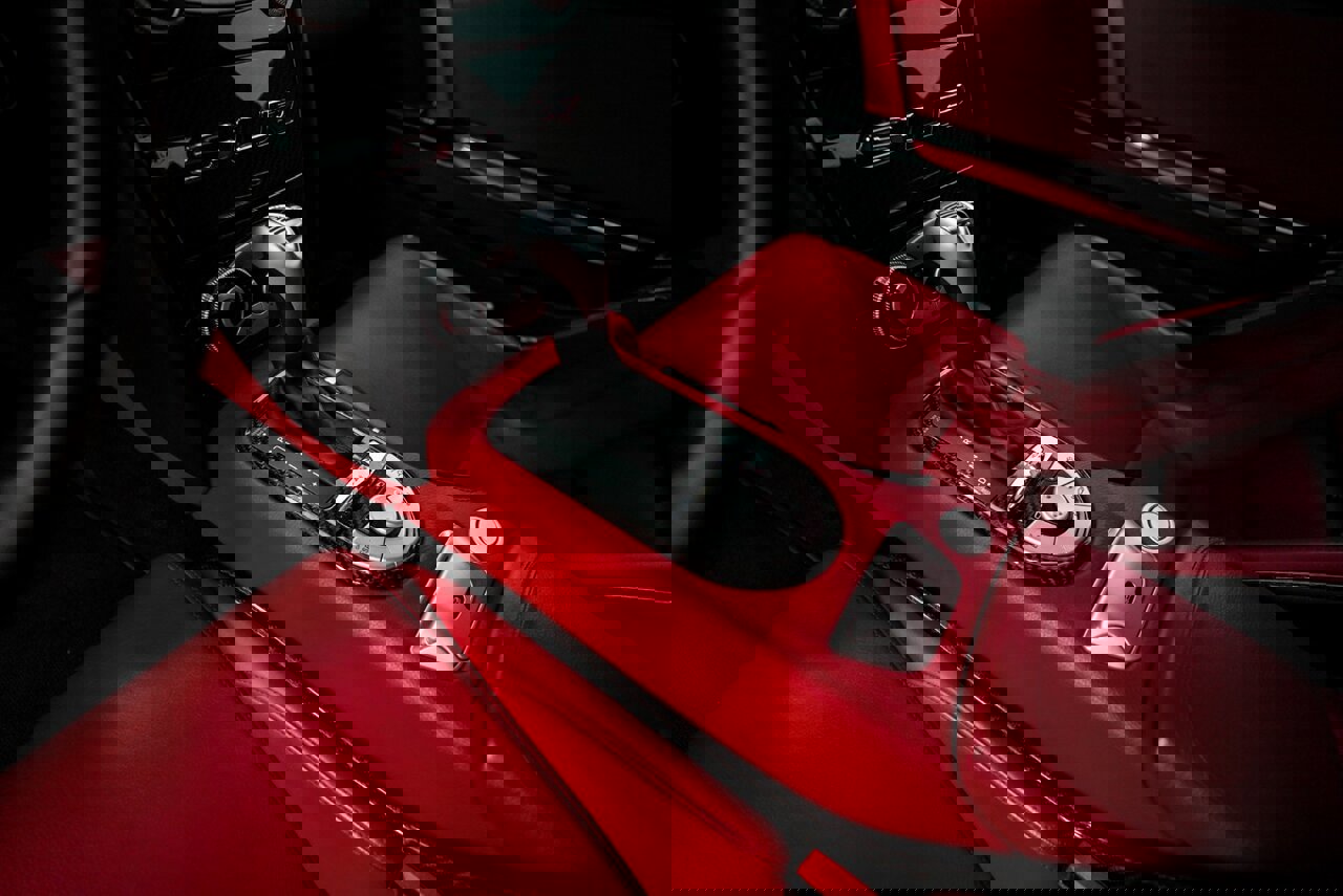 Used 2008 Mercedes-Benz SLR image 13